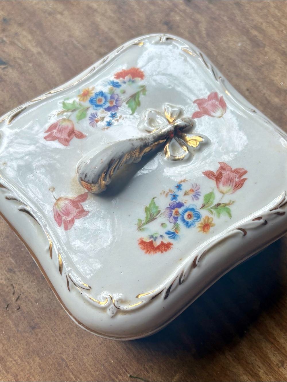 Porcelain Floral Jewelry Trinket Box in White with Gold Accents
